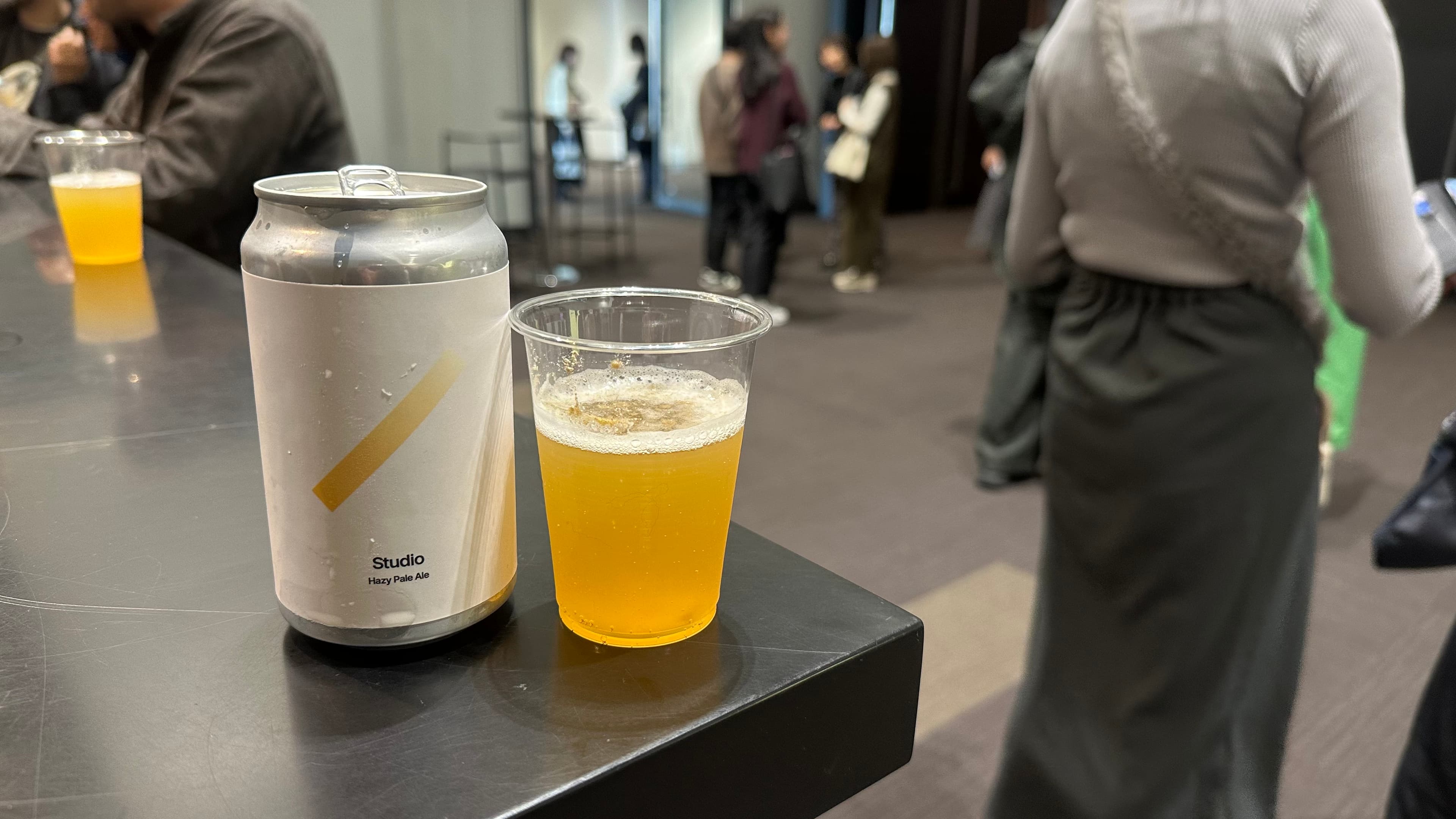 Studioオリジナルのビール(Studio Hazy Pale Ale)